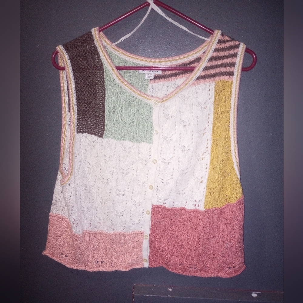 AMERICAN EAGLE CROCHET PATCHWORK BUTTON UP CARDIGAN